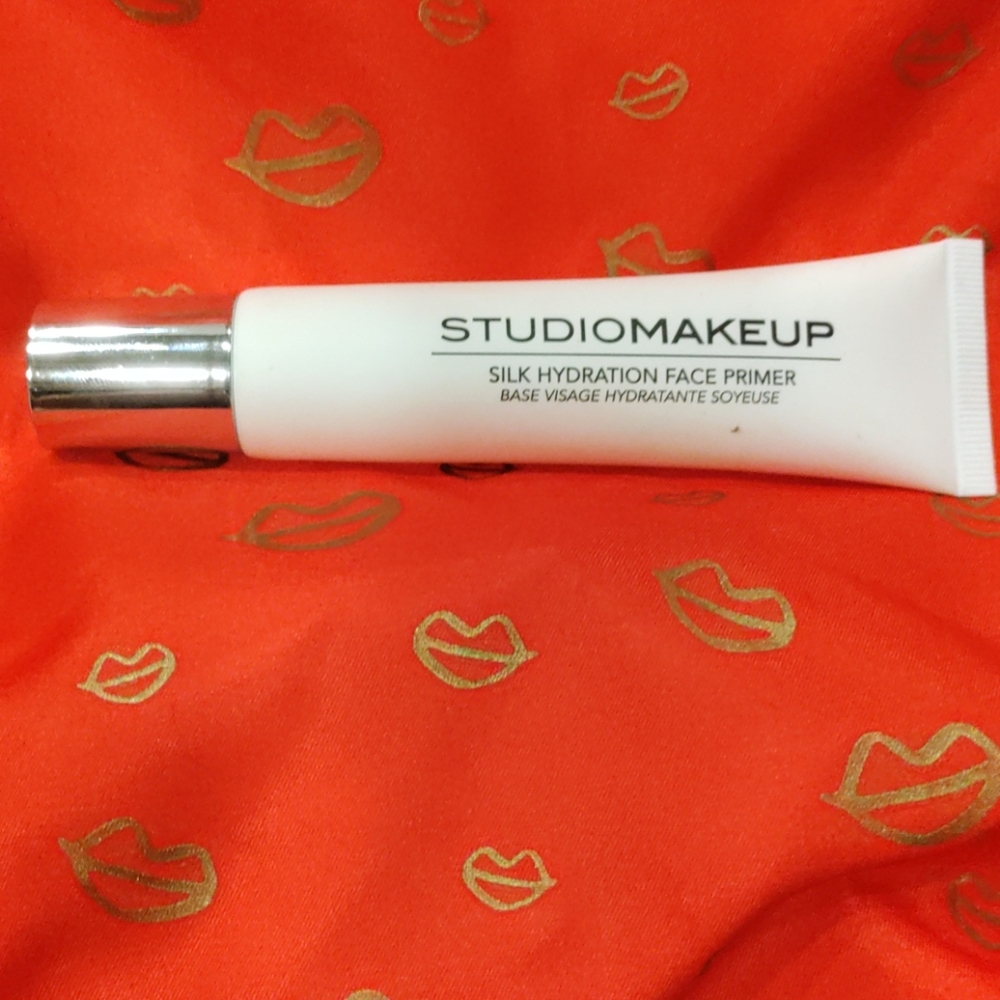 Studio Makeup silk hydration face primer
